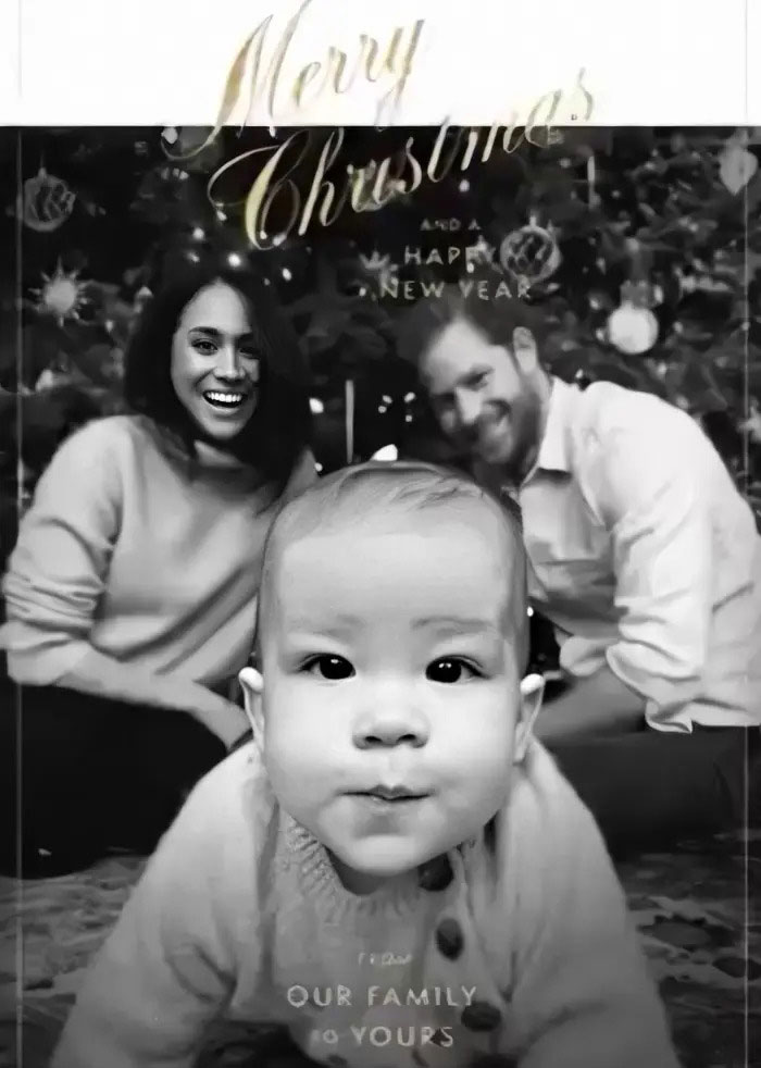 Harry And Meghan's Family Release Their Eco-Friendly Christmas Card Featuring Baby Archie Harry And Meghan's Family Release Their Eco-Friendly Christmas Card Featuring Baby Archie