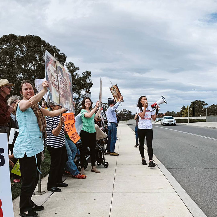 Anti-Vaxx Woman Blames The Government After Samoa&rsquo;s Measles Outbreak Kills 71 People