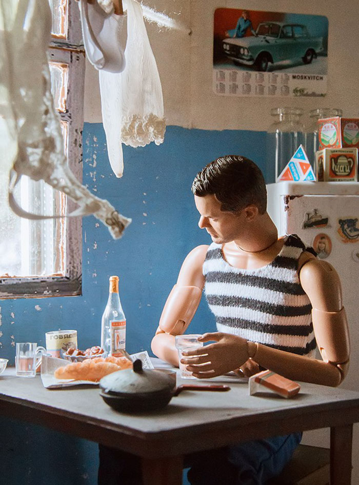Photographer Captured What It Would Look Like If Barbie And Ken Lived In Soviet Russia