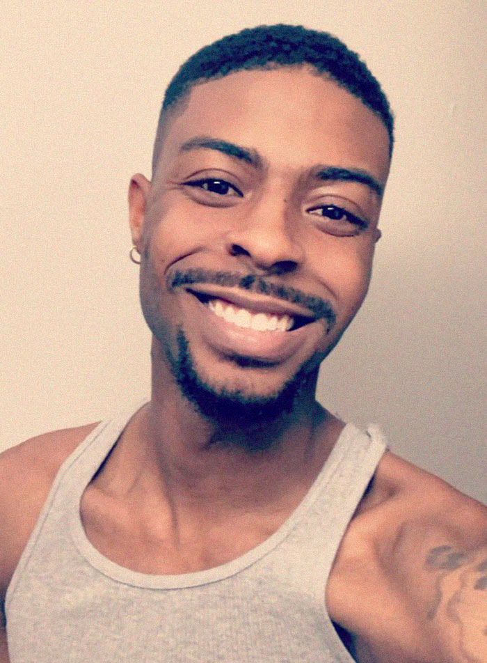 Gay Son Shares How His Mom Shut Down A Family 'Meeting' About Him Being Gay Gay Son Shares How His Mom Shut Down A Family 'Meeting' About Him Being Gay