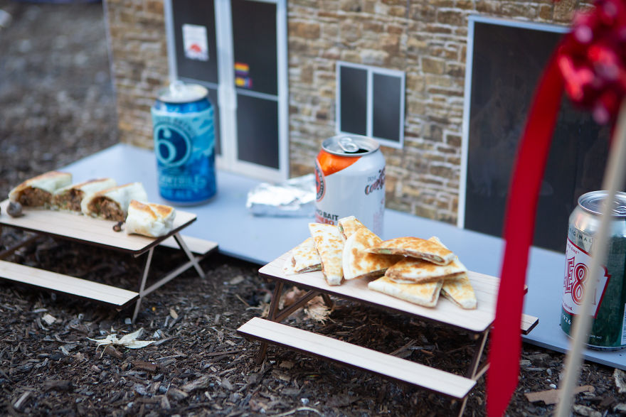 The First-Ever Food Joint For Squirrels Is Booming In Lexington, Kentucky The First-Ever Food Joint For Squirrels Is Booming In Lexington, Kentucky