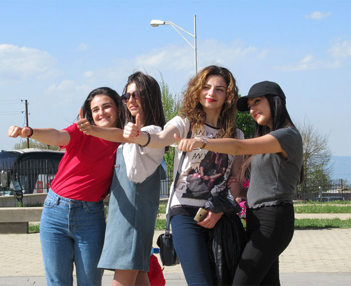 Study Shows That Men And Women Need Different Networks To Succeed