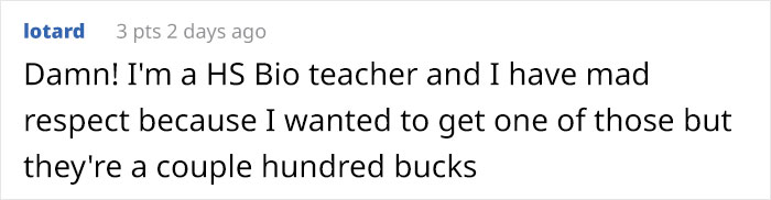 Teacher Gives Anatomy Lesson In A Full-Body Suit That Maps Out The Human Body In Sharp Detail Teacher Gives Anatomy Lesson In A Full-Body Suit That Maps Out The Human Body In Sharp Detail