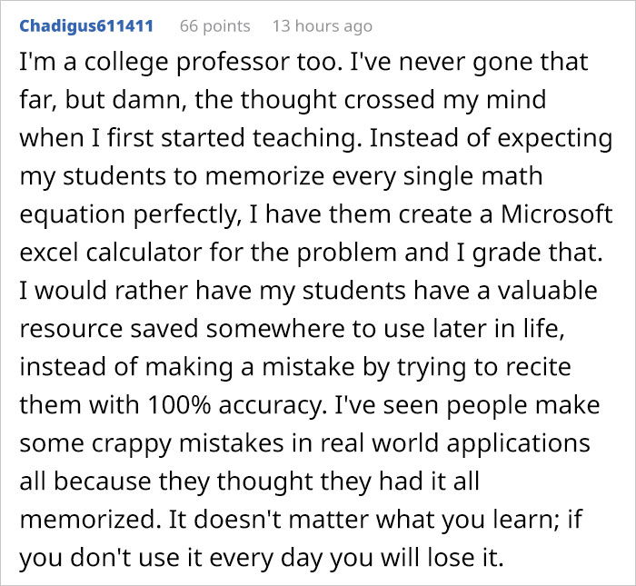 Professor Adds A Fake Question In His Exam To Catch Cheaters & Catches 14 Students Red Handed