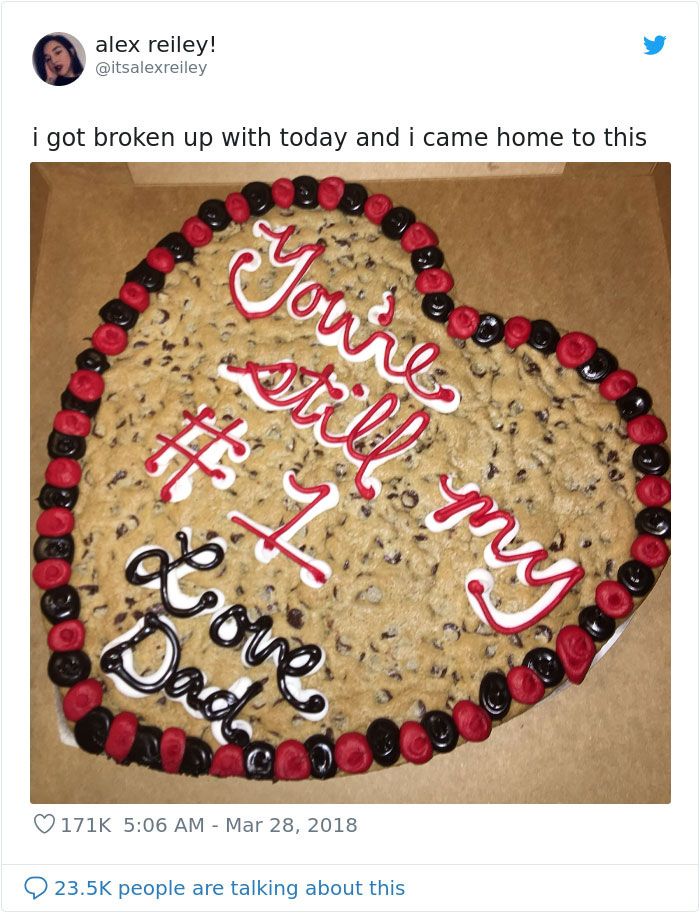 Tom Hanks Reacts To Some Of The Nicest Tweets, And It's What The World Needs Right Now Tom Hanks Reacts To Some Of The Nicest Tweets, And It's What The World Needs Right Now