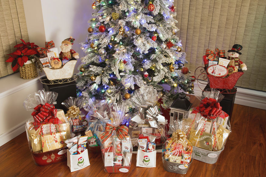 We Deliver Happiness And Good Vibes This Christmas All Over Toronto And Canada We Deliver Happiness And Good Vibes This Christmas All Over Toronto And Canada