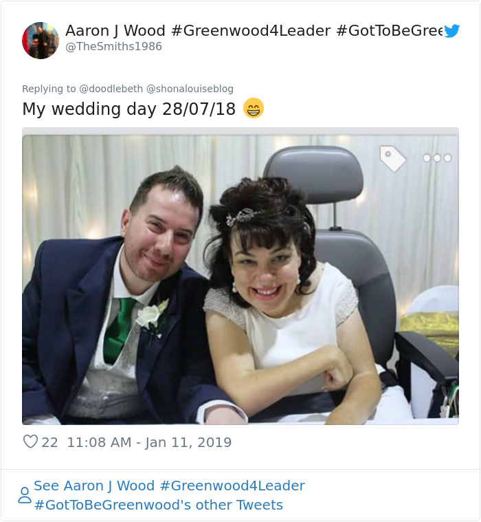 Bridal Shop Goes Viral For Putting Up A Wheelchair-Bound Mannequin Bridal Shop Goes Viral For Putting Up A Wheelchair-Bound Mannequin