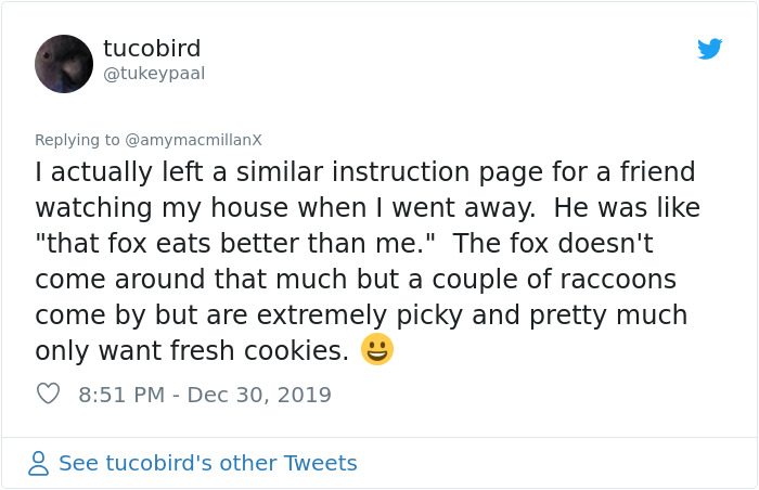 Dad Leaves A Detailed Feeding Schedule To Keep This 'Random' Fox Happy While He's Away, His Daughter Thinks He Lost It Dad Leaves A Detailed Feeding Schedule To Keep This 'Random' Fox Happy While He's Away, His Daughter Thinks He Lost It