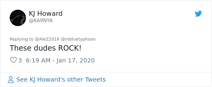 Cyclist Stops Mid-Practice To Help A Dehydrated Dog, Ends Up Carrying It On His Back Cyclist Stops Mid-Practice To Help A Dehydrated Dog, Ends Up Carrying It On His Back