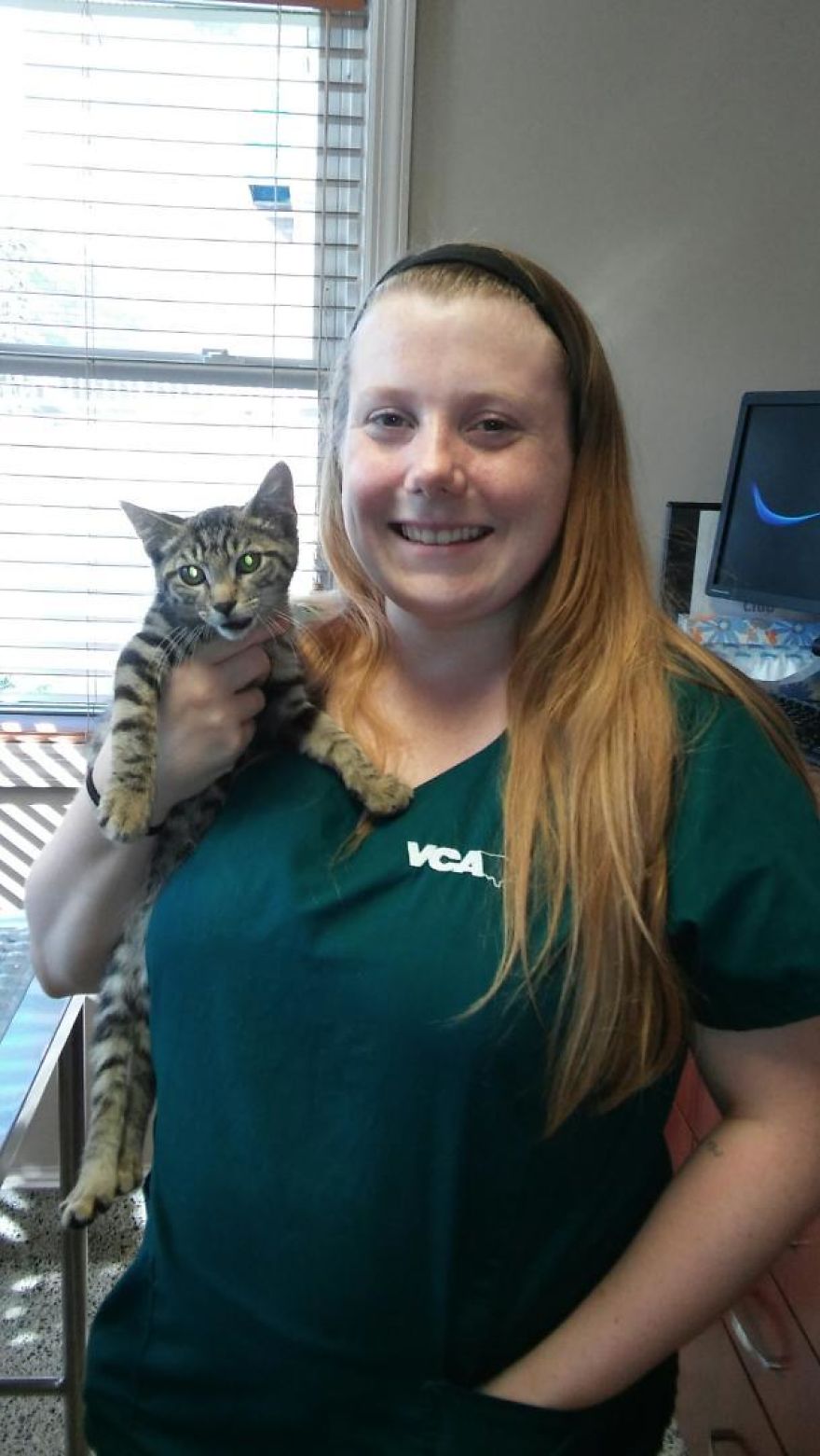 We Rescued A Kitten With A Broken Jaw And Named Him Keanu We Rescued A Kitten With A Broken Jaw And Named Him Keanu