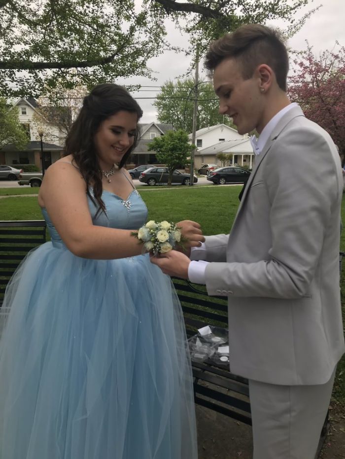 Teen Makes A Stunning Dress From Scratch After Learning His Prom Date Couldn't Afford Her Dream Gown Teen Makes A Stunning Dress From Scratch After Learning His Prom Date Couldn't Afford Her Dream Gown