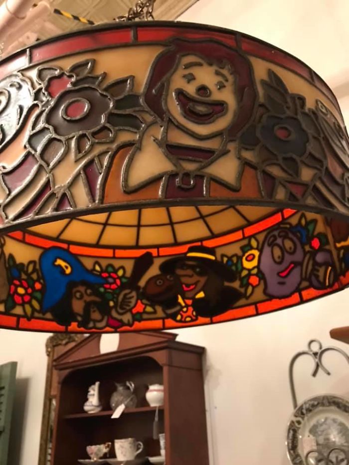 It Took All Of My Will Power To Not Bring This Home With Me. A Ronald Mcdonald Light!! It Has All The Characters On It!!