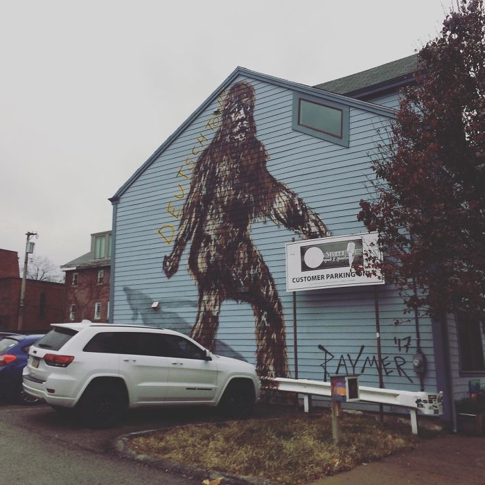 Spotted My Ex-Girlfriend Meandering Through My Neighborhood