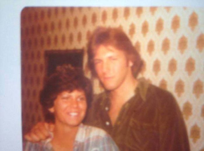 My Roommate’s Mom Dated James Gandolfini For Awhile In The 1980s