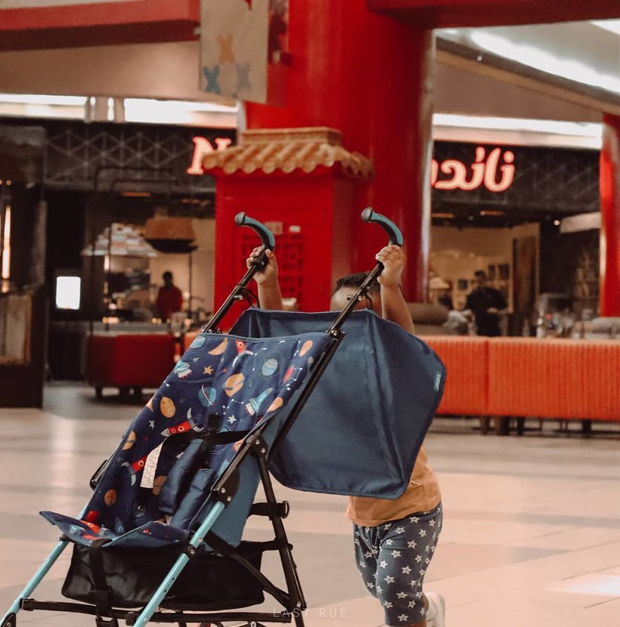 I Try To Prove That An Expensive Camera Doesn't Matter By Photographing With One Of The Most Underrated And Cheap Cameras