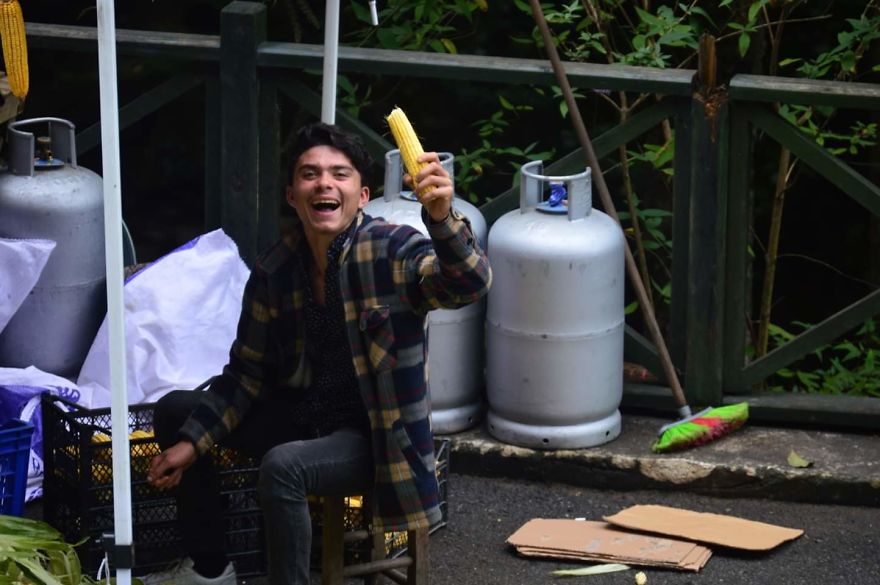 I Photographed An Act Of Kindness