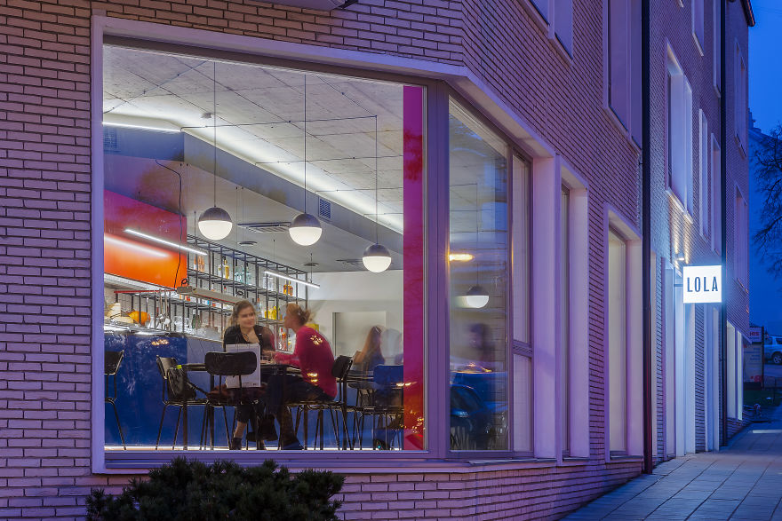 Bauhaus Inspired Interior In Vilnius