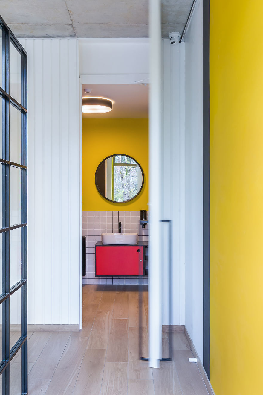 Bauhaus Inspired Interior In Vilnius Bauhaus Inspired Interior In Vilnius