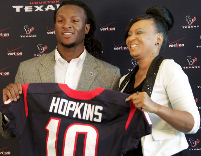 After DeAndre Hopkins' Tradition To Give His Blind Mother A Touchdown Ball Went Viral, His Family Shared A Tragic Life Story After DeAndre Hopkins' Tradition To Give His Blind Mother A Touchdown Ball Went Viral, His Family Shared A Tragic Life Story