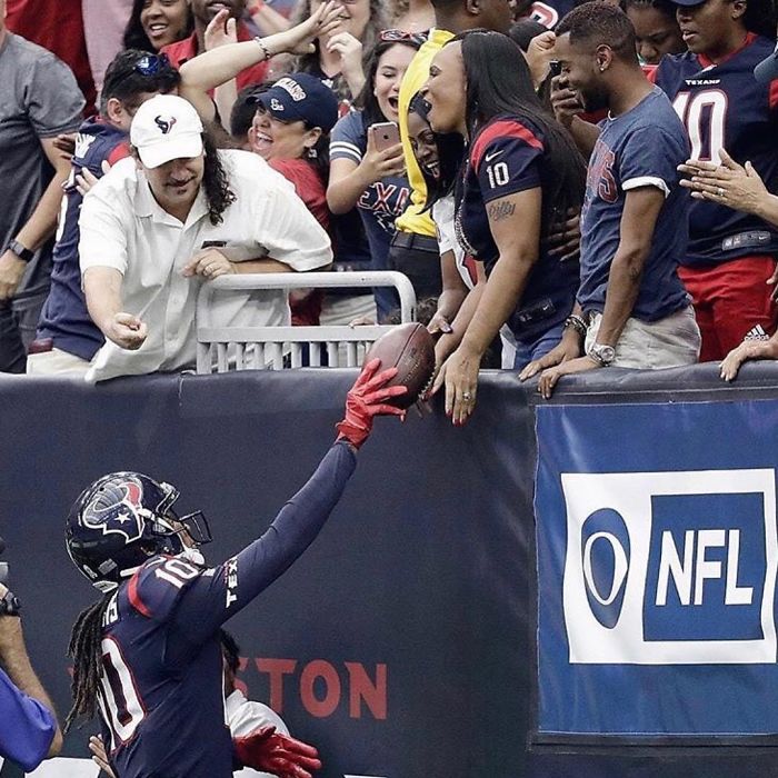 After DeAndre Hopkins' Tradition To Give His Blind Mother A Touchdown Ball Went Viral, His Family Shared A Tragic Life Story After DeAndre Hopkins' Tradition To Give His Blind Mother A Touchdown Ball Went Viral, His Family Shared A Tragic Life Story