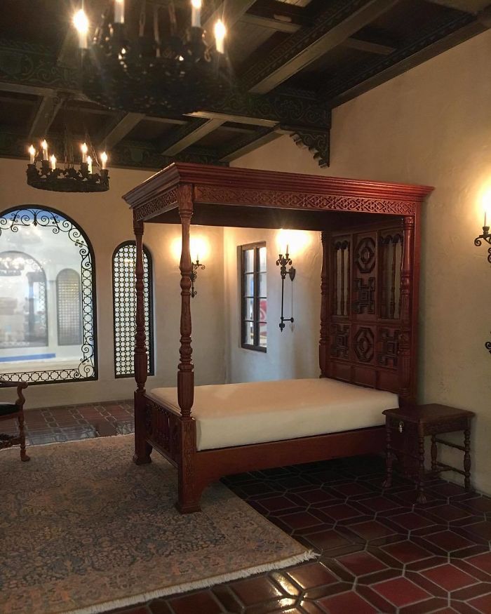 Miniature-Interiors-Art-Chris-Toledo