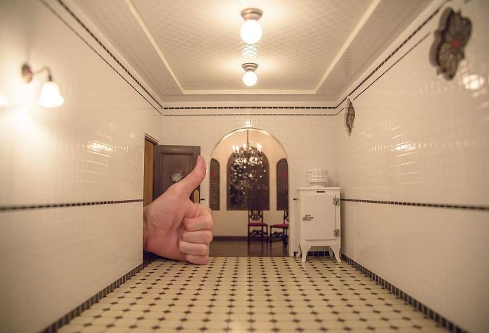 Miniature-Interiors-Art-Chris-Toledo