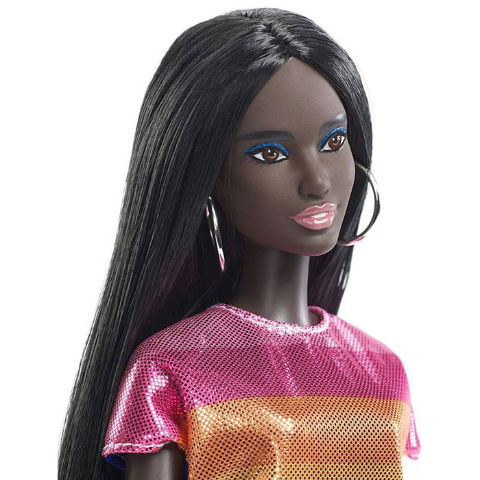 Barbie Celebrates Diversity By Creating Differently-Abled Dolls With Vitiligo And No Hair That Come In 35 Different Skin Tones Barbie Celebrates Diversity By Creating Differently-Abled Dolls With Vitiligo And No Hair That Come In 35 Different Skin Tones
