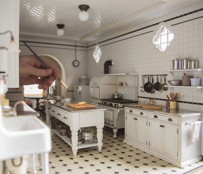 Miniature-Interiors-Art-Chris-Toledo