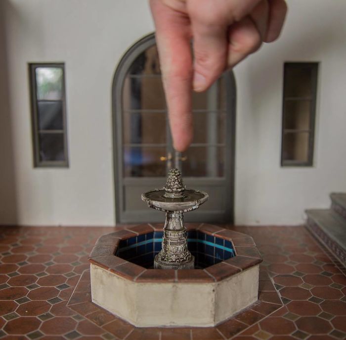 Miniature-Interiors-Art-Chris-Toledo