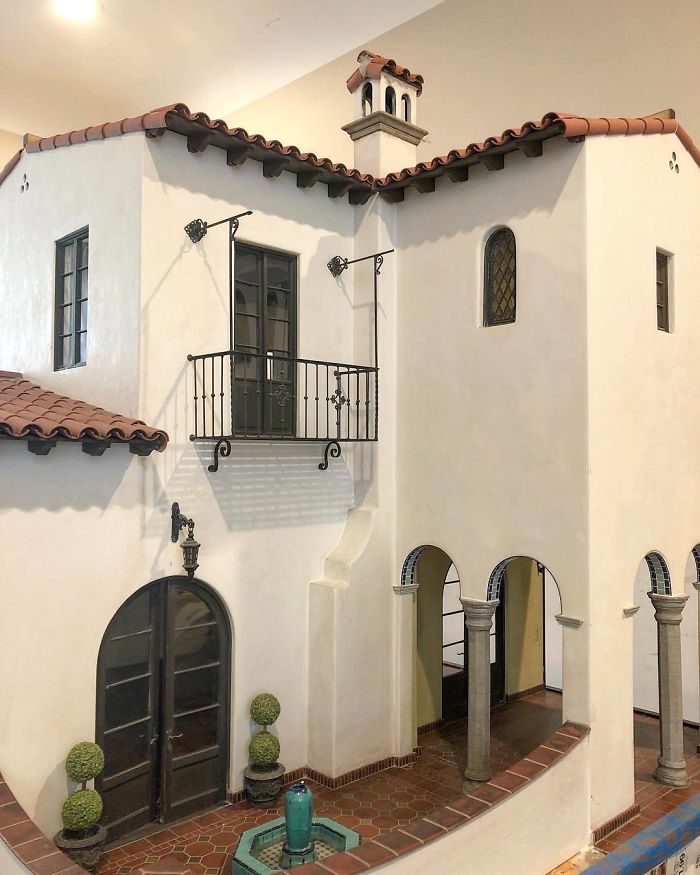 Miniature-Interiors-Art-Chris-Toledo