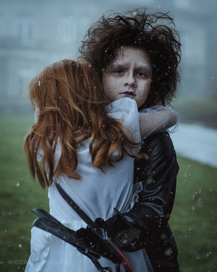 These Kids Dressed Up As Edward Scissorhands And Kim Will Give You Life.