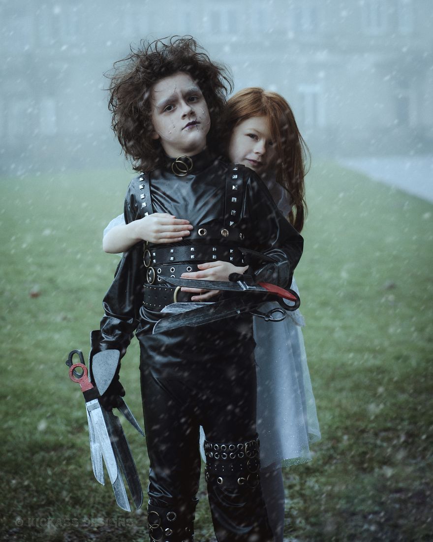 These Kids Dressed Up As Edward Scissorhands And Kim Will Give You Life. These Kids Dressed Up As Edward Scissorhands And Kim Will Give You Life.