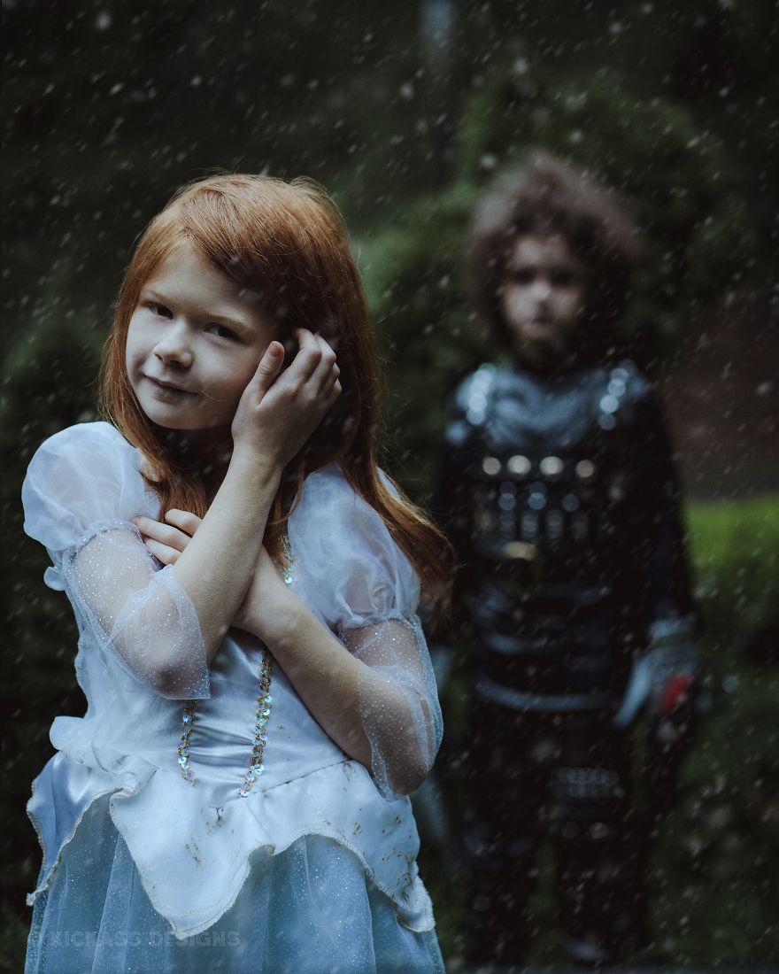 These Kids Dressed Up As Edward Scissorhands And Kim Will Give You Life.