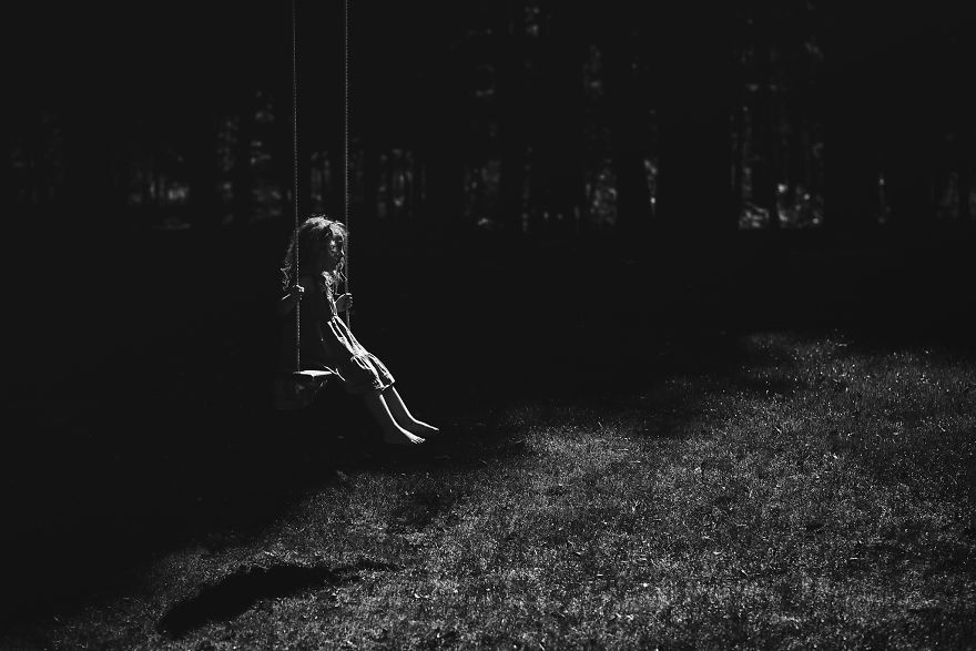 I've Photographed My Daughter On The Same Tree Swing For 3 Years, Here Are Some Of My Favorites