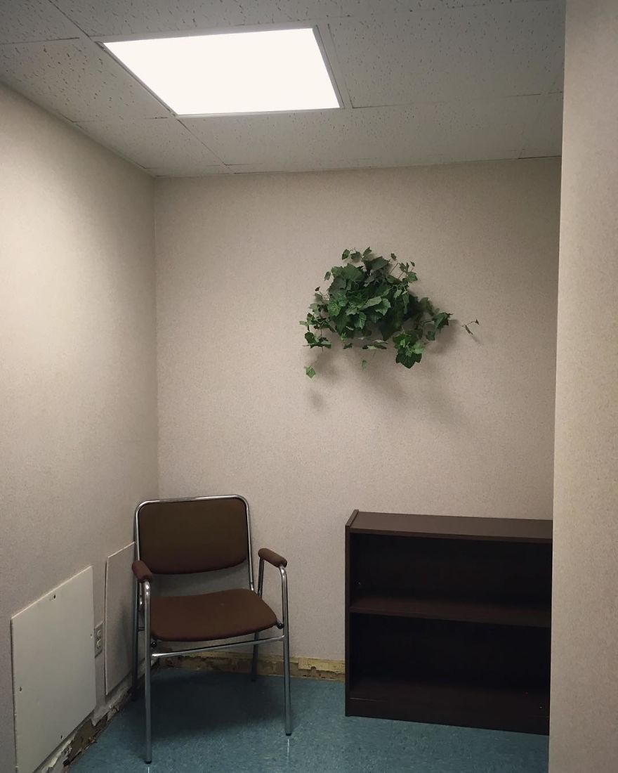 I Spent Five Years Photographing Bathrooms In Cleveland.