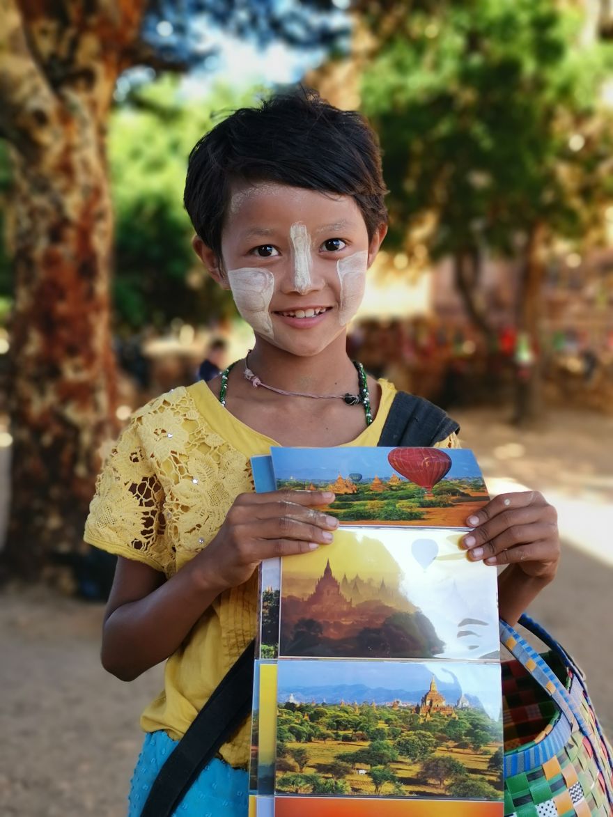 Girl Selling Souvenirs In Bagan