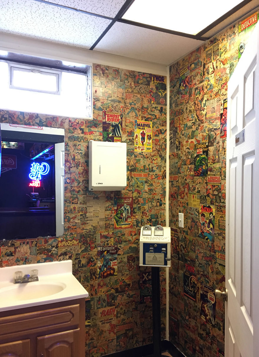I Spent Five Years Photographing Bathrooms In Cleveland.