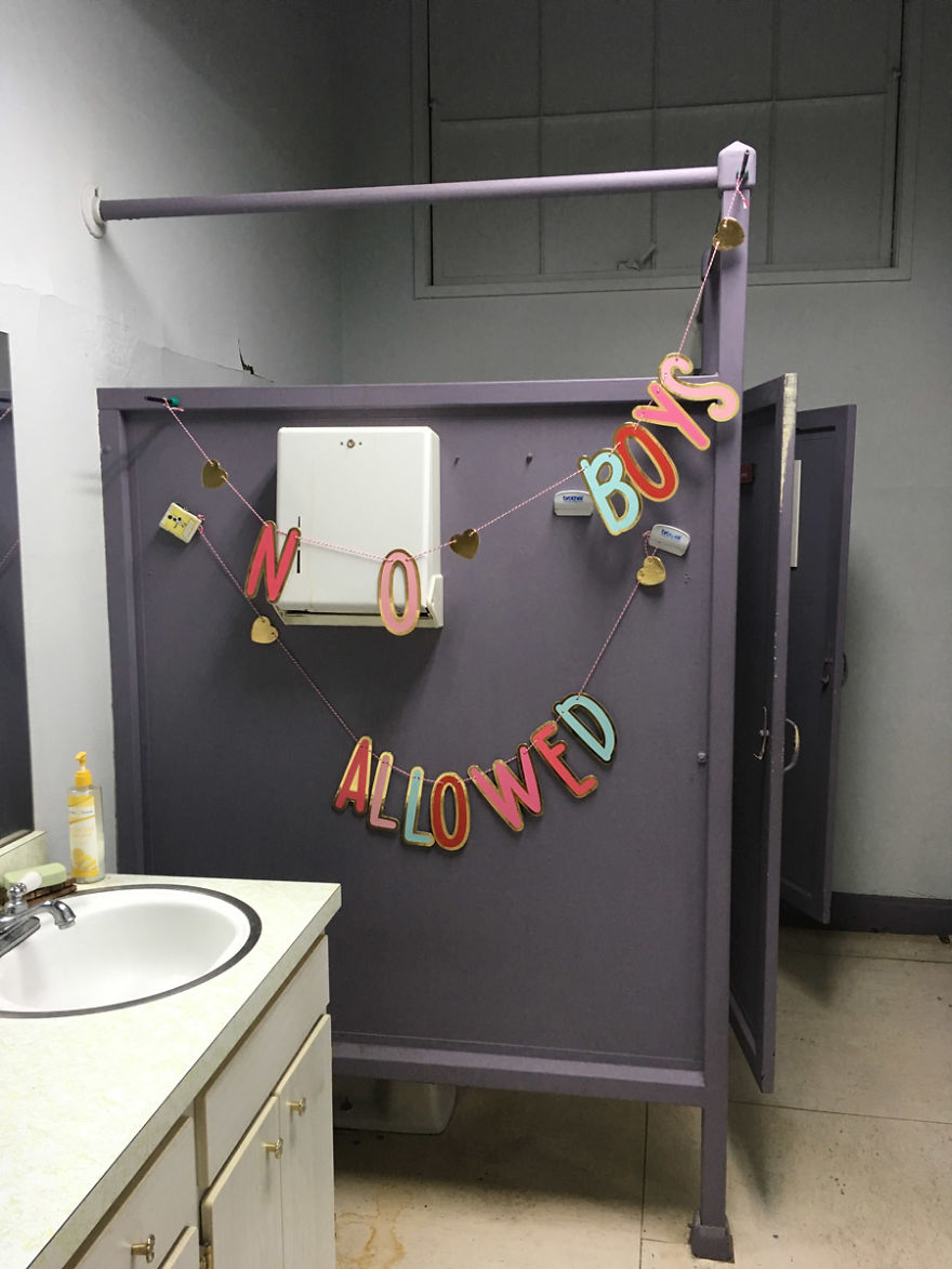 I Spent Five Years Photographing Bathrooms In Cleveland.