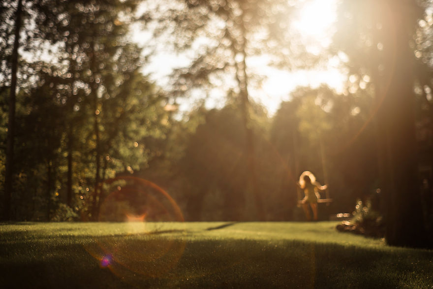 I've Photographed My Daughter On The Same Tree Swing For 3 Years, Here Are Some Of My Favorites
