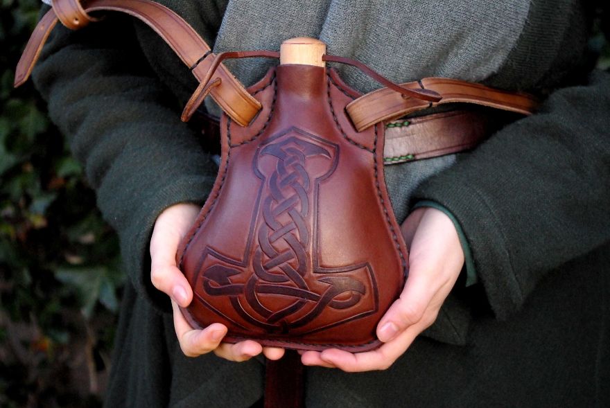 I'm Making Arts & Armor From Leather