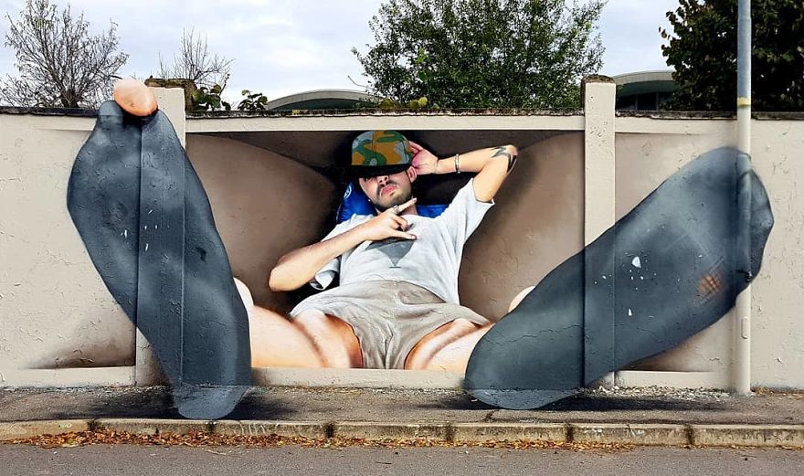 This Street Performer Beautifies The Walls And Empty Spaces Of His City With His Stunning 3D Art.