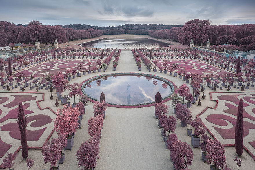 I Took Photographs Of Landmarks In Paris And They Look Like They Belong On A Different Planet (9 Pics) I Took Photographs Of Landmarks In Paris And They Look Like They Belong On A Different Planet (9 Pics)