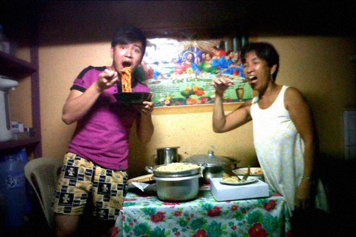 Adopted Son Repays The Poor Couple Who Took Him In As A Kid By Giving Them Their Dream Life, Goes Viral Adopted Son Repays The Poor Couple Who Took Him In As A Kid By Giving Them Their Dream Life, Goes Viral