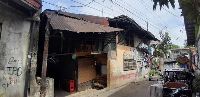 Adopted Son Repays The Poor Couple Who Took Him In As A Kid By Giving Them Their Dream Life, Goes Viral Adopted Son Repays The Poor Couple Who Took Him In As A Kid By Giving Them Their Dream Life, Goes Viral