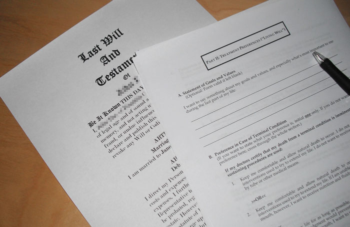 Parents Tell Their Daughter They're Removing Her From The Will Because She Has No Kids, So She Ruins Their Holidays Parents Tell Their Daughter They're Removing Her From The Will Because She Has No Kids, So She Ruins Their Holidays