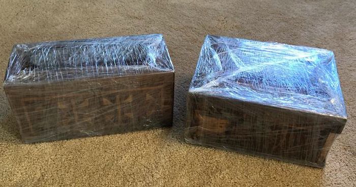 Un ladrón de bancos escondió algo en unas «cajas misteriosas», y 100 años después son abiertas por su bisnieto