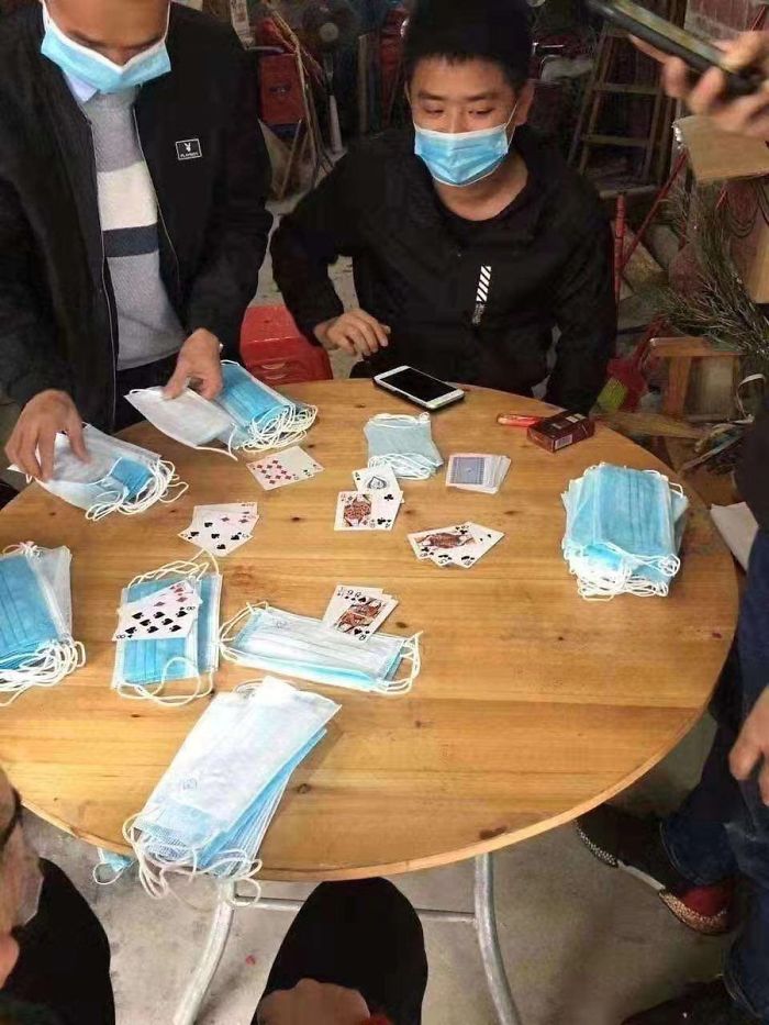 Creative-Ways-People-Protect-Corona-Virus