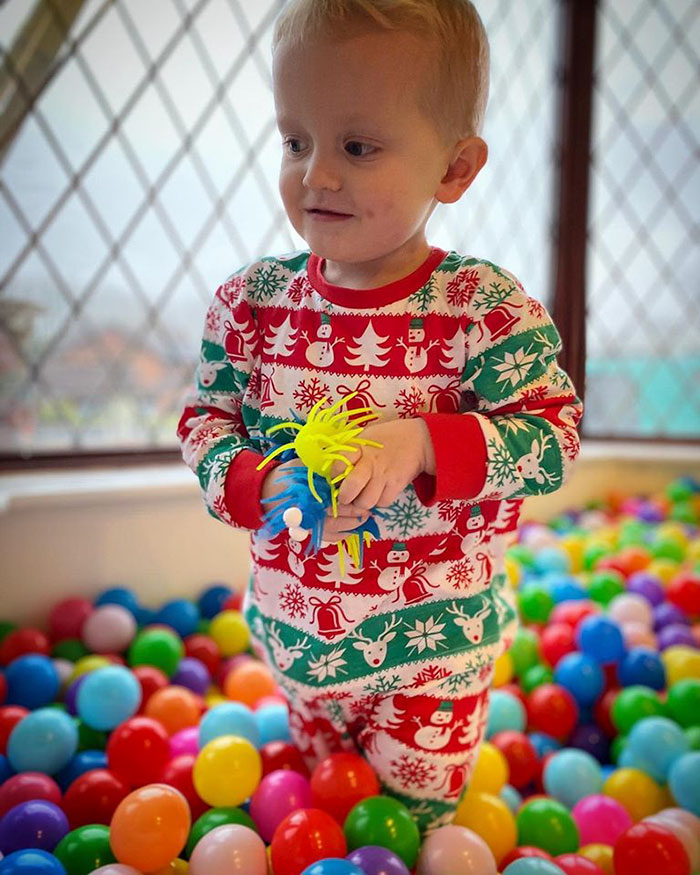 Dad Builds A Playroom For His Son And The Before & After Photos Show Real Handyman Skills