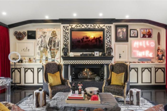 'Luxury' House Owned By Dr. Phil Is For Sale And People Are Finding Lots Of Things Very Wrong With Its Design 'Luxury' House Owned By Dr. Phil Is For Sale And People Are Finding Lots Of Things Very Wrong With Its Design