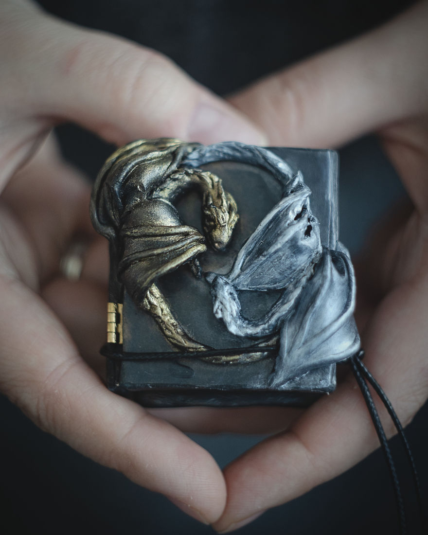 I Create Small Ring Boxes For Big Stories